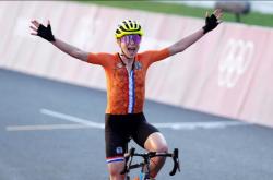 雷速体育下载-荷兰自行车选手表现出色夺冠