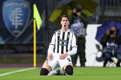 雷速体育app-关于荷兰轻取哥伦比亚，弗拉霍维奇完成帽子戏法的信息