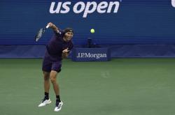 雷速体育电脑版官网-意大利网球队绝杀世界网球队，兹维列夫关键制胜的简单介绍