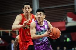 雷速体育电脑版官网下载-关于山西队力克上海队，布克统治全场的信息