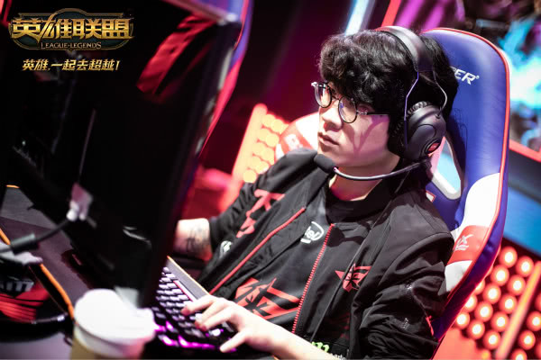 EG碾压NS，Scout线上压制力十足强强对话全球总决赛，留下经典瞬间的简单介绍