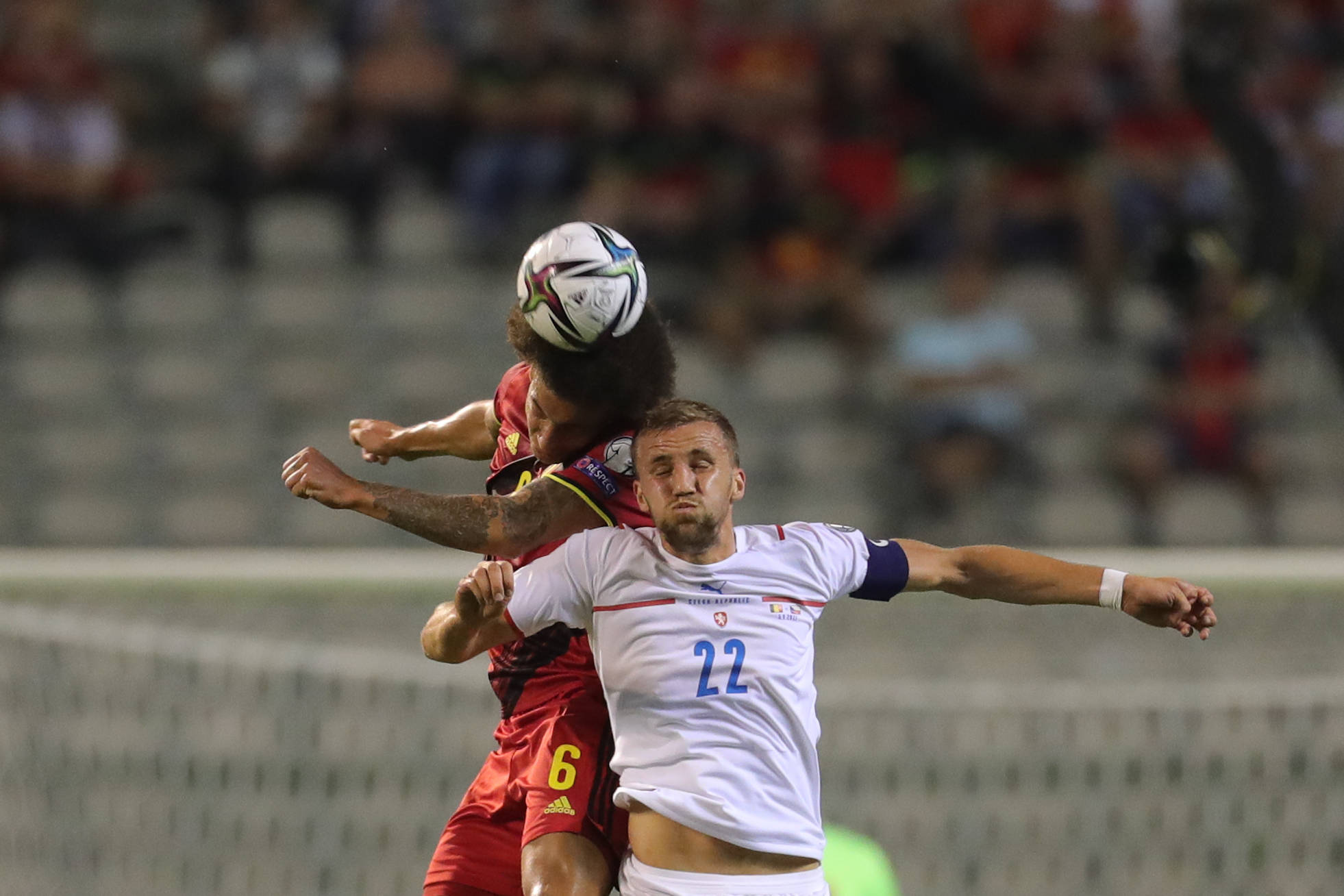 比利时迎战捷克，豪强对决谁胜谁负