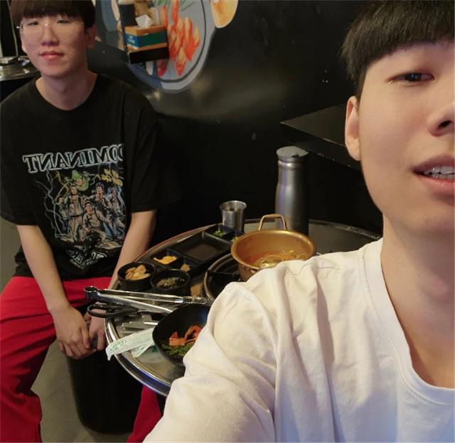 DFM轻取TES，Inspired操刀奇招英雄翻盘半决赛2:0（北京）