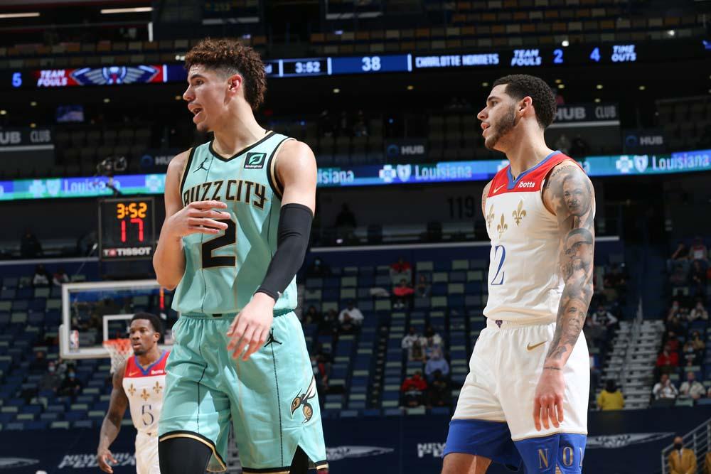 阳光之战:鹈鹕力克黄蜂,摆脱颓势 阳光之战:鹈鹕力克黄蜂,摆脱颓势