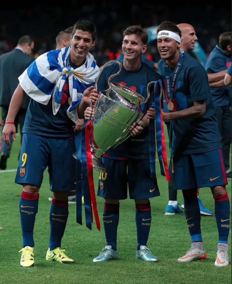 欧国联比赛：梅西领衔巴塞罗那对阵拜仁慕尼黑