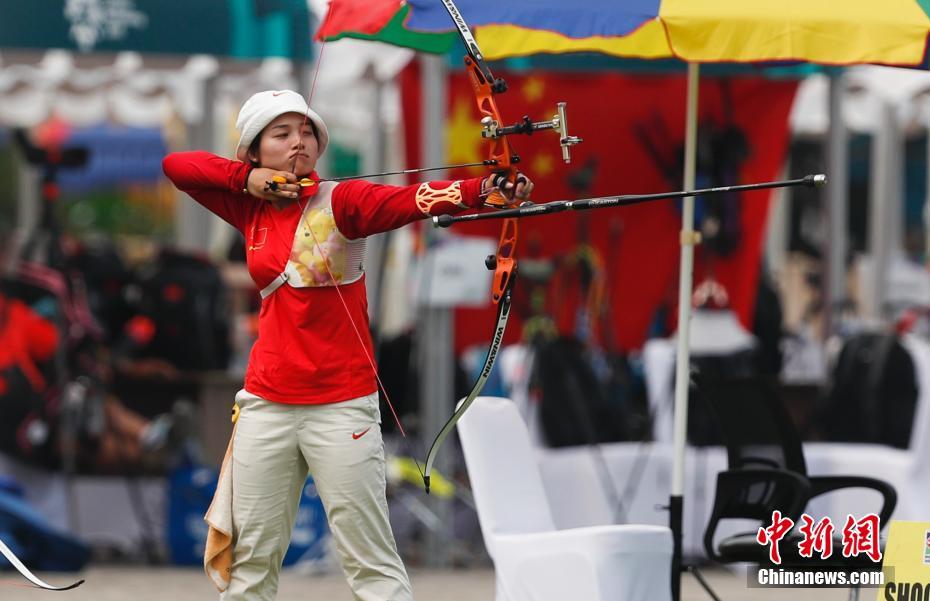 印尼射箭选手击败对手,晋级下一轮 印尼射箭选手击败对手,晋级下一轮